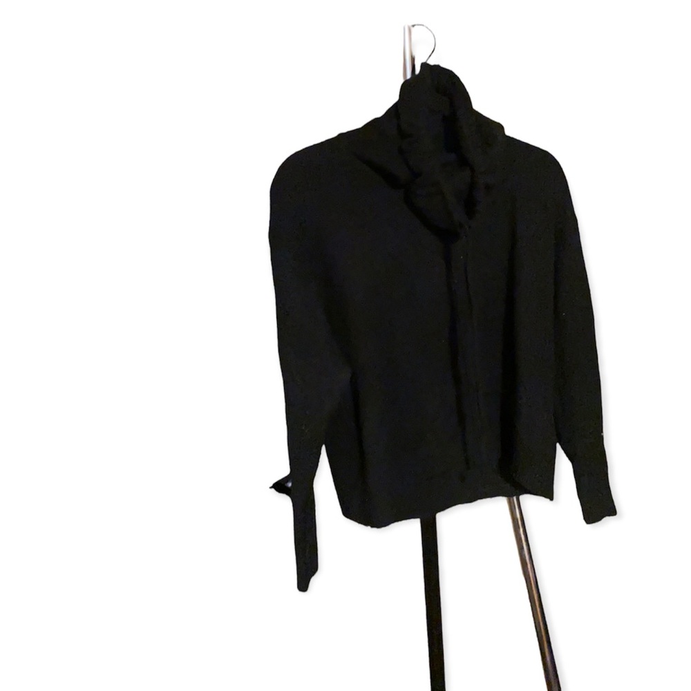 Beautiful turtle neck sweater